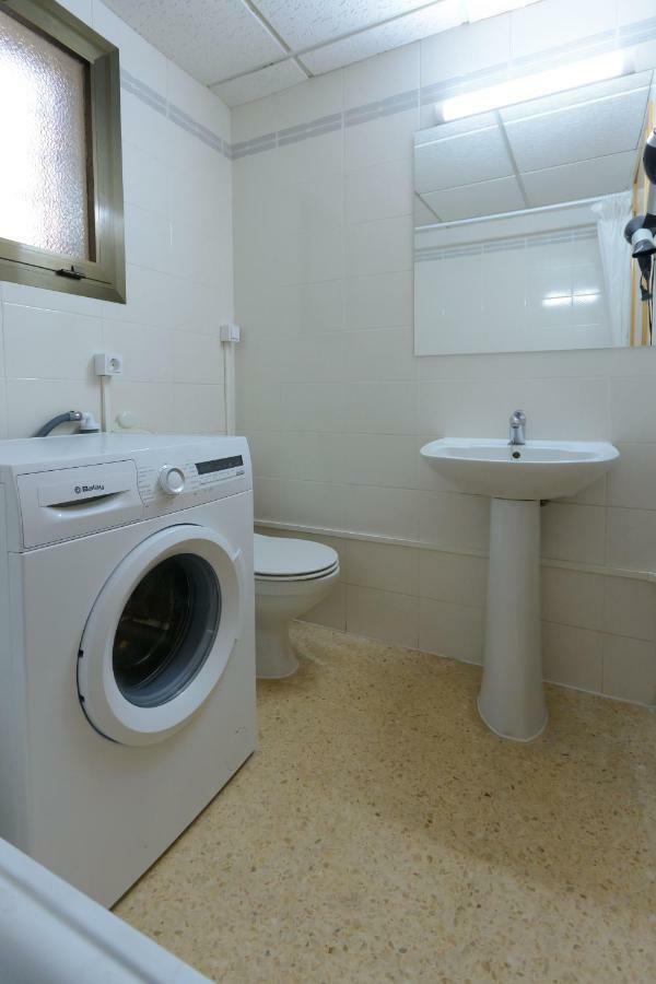 Sant Jordi Zeus Basic Apartment Салоу Екстериор снимка