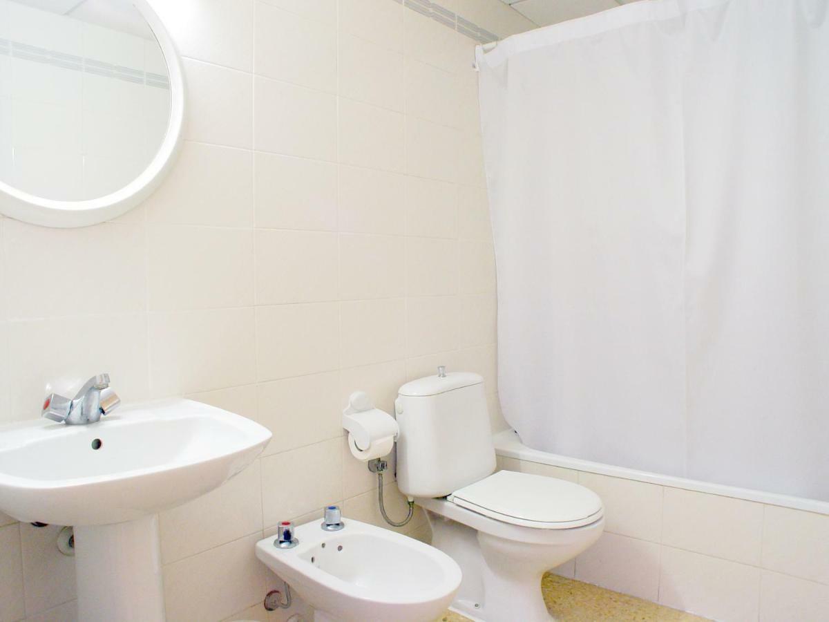 Sant Jordi Zeus Basic Apartment Салоу Екстериор снимка