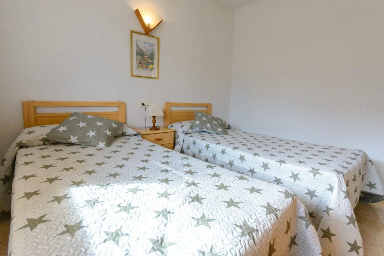 Sant Jordi Zeus Basic Apartment Салоу Екстериор снимка